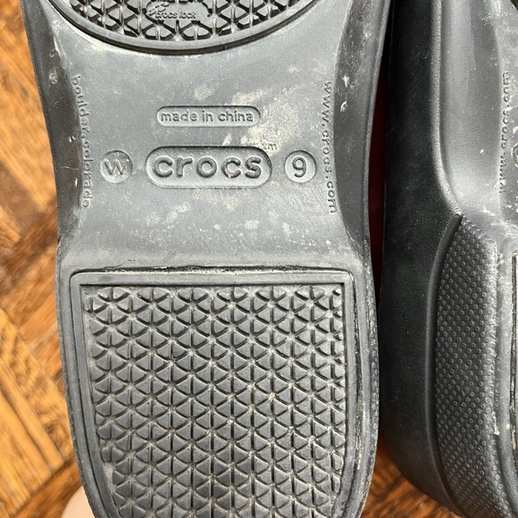 Crocs Women's Burgundy Slip On Clog Work Shoes Leather - Picture 14 of 16